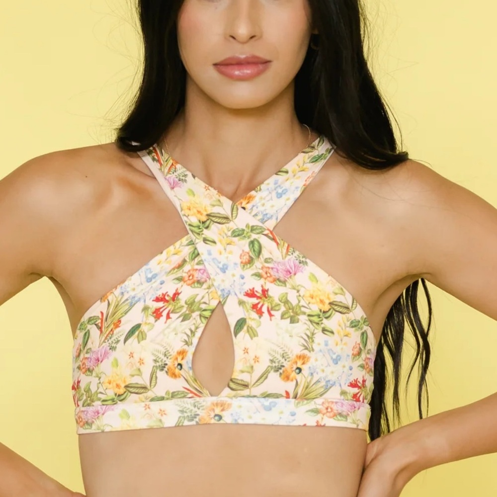 Floral Print Cross Front Sports Bra Top